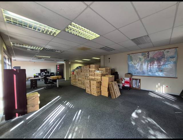 226M² OFFICE FOR SALE IN LITTLE FALLS